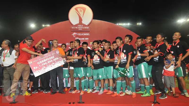 20150914-PSMS Medan Kampiun Piala Kemerdekaan 2015-Surabaya