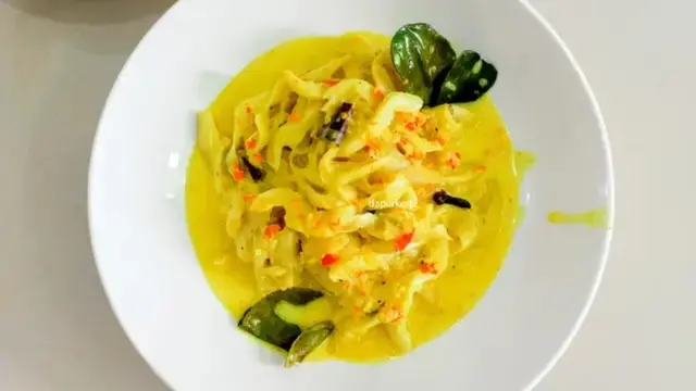 Resep gulai jamur tiram. (dok. Cookpad @anggilstiar)