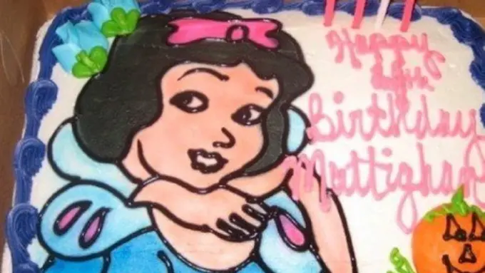 Kue Ulang Tahun Ini Bikin yang Berulang Tahun Sedih Seumur Hidup