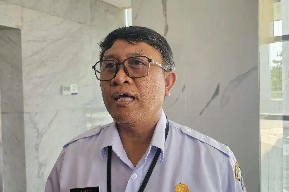 Kepala Dinas Pendidikan Kota Depok, Wahid Suryono