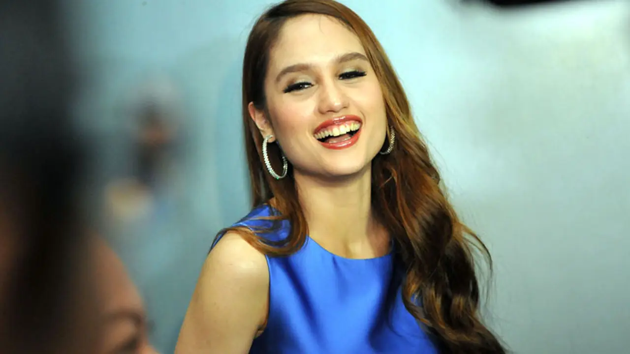 Cinta Laura