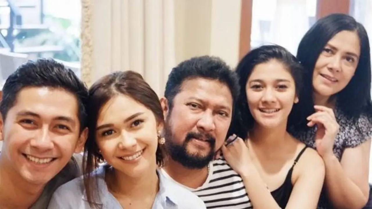 Jamal Mirdad dan Lydia Kandou