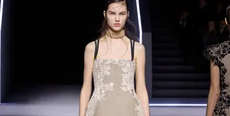 Maria Grazia Chiuri kembali menghadirkan koleksi ready-to-wear untuk musim gugur-dingin 2025-2026 Dior dengan sentuhan transformasi. [Dok/Dior],