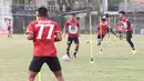 Pemain FC Bekasi City melakukan sesi latihan di Lapangan Harin, Tengerang Selatan, Rabu (7/9/2023). Latihan tersebut merupakan persiapan jelang bergulirnya Liga 2 2023/2024. (Bola.com/M Iqbal Ichsan)