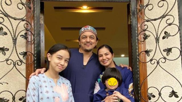 Hapus Foto Suami, Ini 6 Potret Kenangan Nabila Noor dan Engku Emran