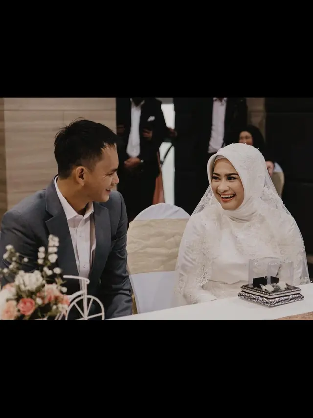 Ikke Nurjanah dan Karlie Fu. (Foto: Instagram @ikkenurjanah0518)