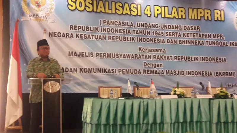 Wakil Ketua MPR Oso Larang Pemuda Masjid Minta Sumbangan