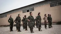 Tentara wanita Kurdi. Sumber: Erin Trieb