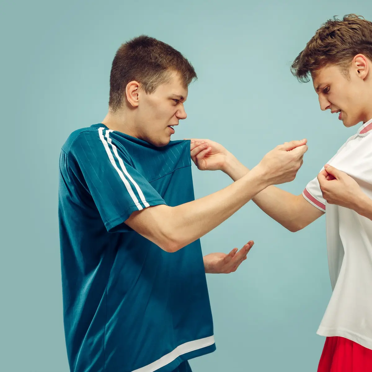 Arti Mimpi Berantem Sama Teman - Ragam Bola.com