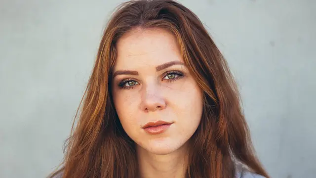 Menyebabkan Penuaan Dini