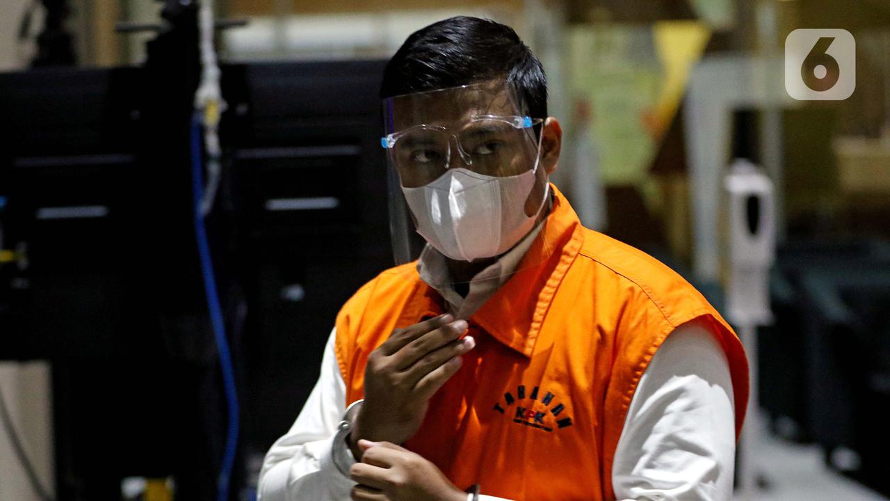 FOTO: KPK Periksa Staf Khusus Edhy Prabowo