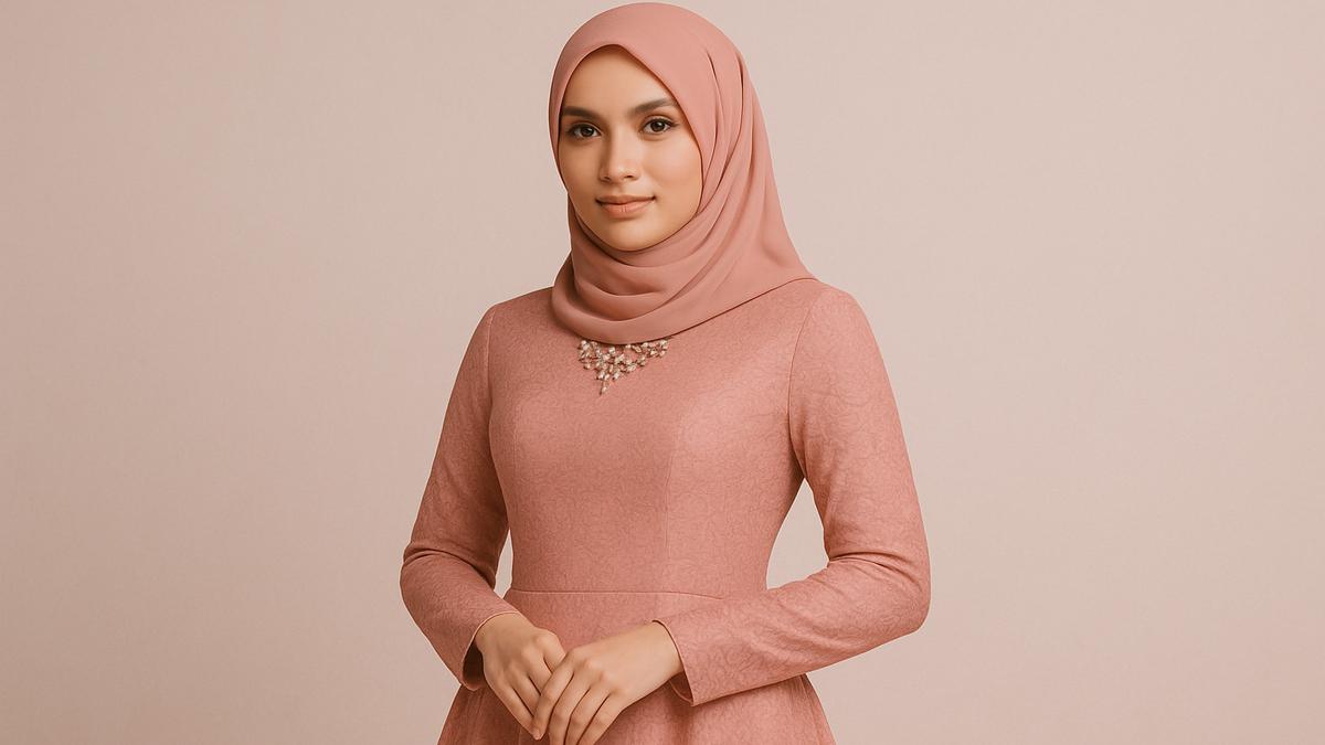 8 Model Gamis Brokat Warna Dusty Pink, Cocok Buat Acara Resmi Maupun Casual