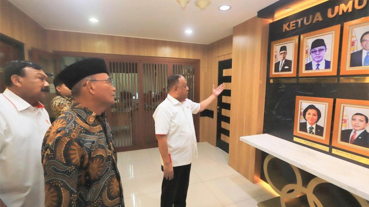 Kunjungan Plt Menpora ke kantor KONI