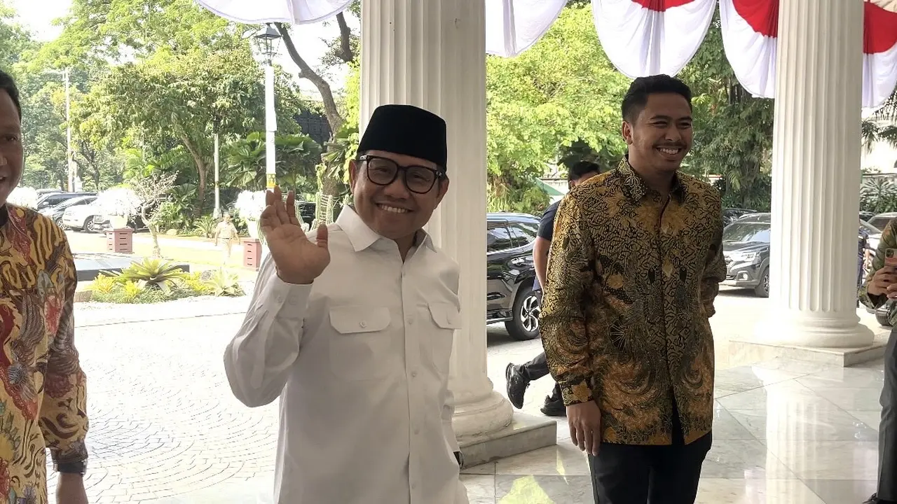 Menteri Koordinator Bidang Pemberdayaan Masyarakat sekaligus Ketua Umum (Ketum) Partai Kebangkitan Bangsa (PKB) Muhaimin Iskandar atau Cak Imin di Balai Kota DKI Jakarta, Selasa (26/8/2025) (Liputan6.com/Winda Nelfira)