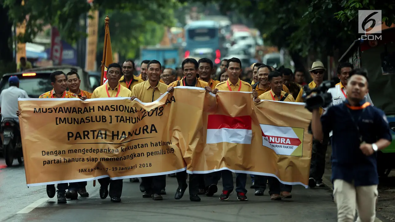 Kader Hanura Geruduk Rumah Wiranto