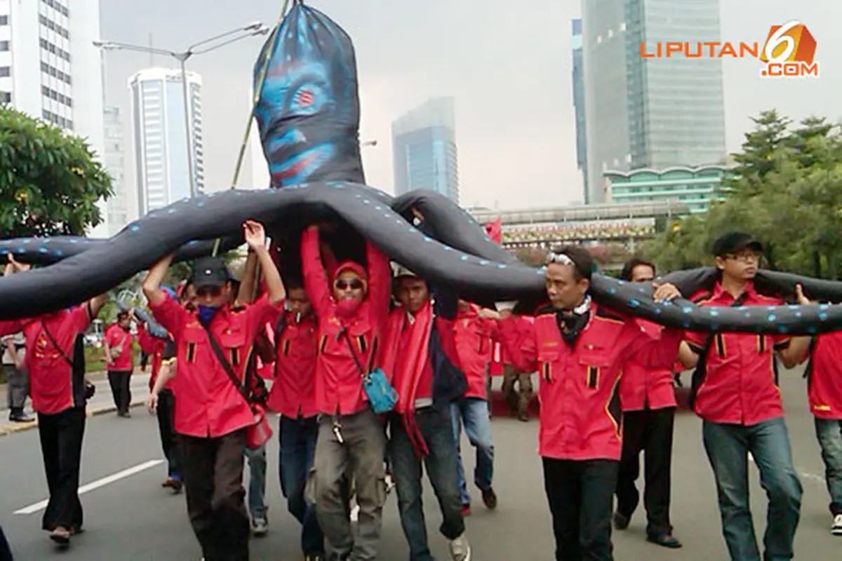 gurita-buruh-130916b.jpg
