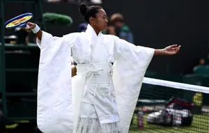 Naomi Osaka Buka Aksi di Wimbledon dengan Gaun Hasil Daur Ulang Kimono