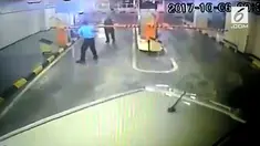 Setelah menahan pengancam petugas parkir di Gandaria City, kini Kepolisian akan mendalami senjata api yang digunakan untuk mengancam.