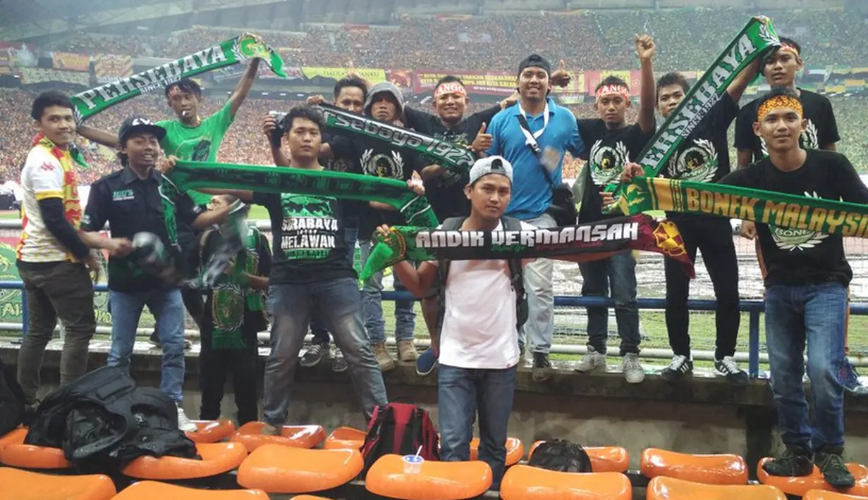 Anggota Bonek sendiri merupakan WNI yang bekerja di Malaysia. (Twitter)