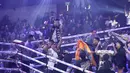 Rudy Golden Boy merayakan kemenangan atas Paris Pernandes pada laga HSS Series 6 di W Superclub Gatsu, Jakarta, pada Senin (10/11/2025) dini hari WIB. (Bola.com/M Iqbal Ichsan)