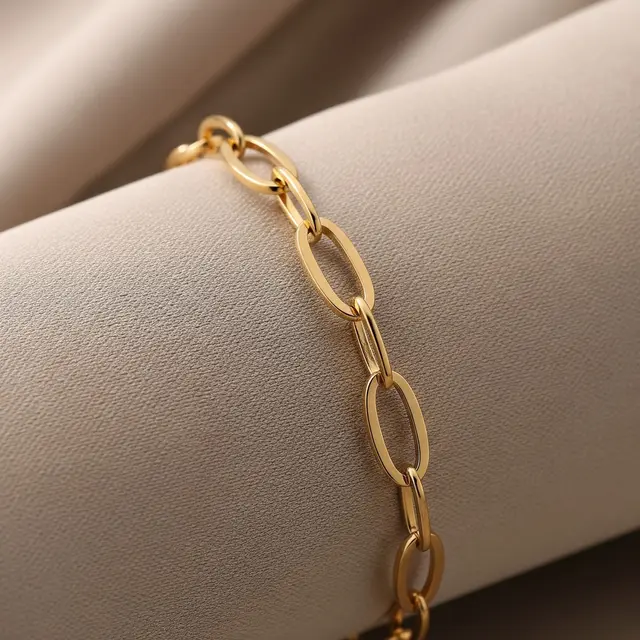 Gelang Emas Hollow Motif Rantai Oval Cocok untuk Harian dan Pesta