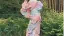 Penampilan Tasya Farasya saat mengenakan kimono pun sukses bikin pangling. Istri Ahmad Assegaf itu juga menyebut dirinya lucu saat pakai pakaian khas Jepang tersebut. Warganet pun banyak memberikan pujian atas penampilannya. (Liputan6.com/IG/@tasyafarasya)
