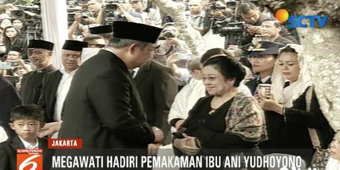 Kala SBY dan Megawati Soekarnoputri Berbincang di Pemakaman Ani Yudhoyono