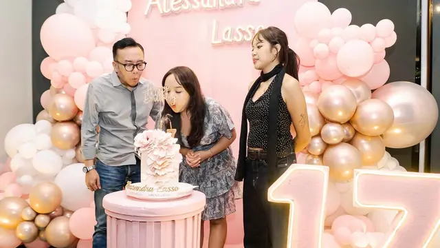Momen Bahagia Ulang Tahun ke-17 Alessandra Lasso, Putri Bungsu Ari Lasso yang Curi Perhatian