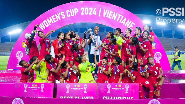 Foto: Aksi Menawan Para Penggawa Timnas Indonesia Putri saat Menjuarai Piala AFF Wanita 2024, Tumbangkan Kamboja 3-1