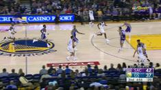 Golden State Warriors meraih kemenangan atas Sacramento Kings dengan skor 117-106.