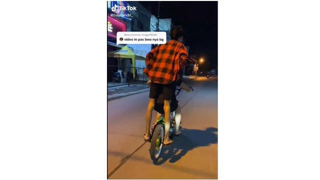 Viral Pria Ini Bawa Sepeda Diisi Pakai Bensin, Warganet: The Real Sepeda Motor