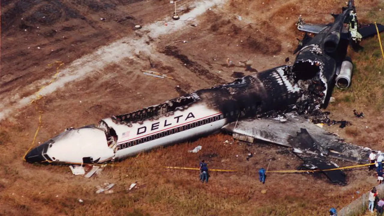 2-8-1985: Pembunuh Tersembunyi Kecelakaan Delta Flight 191 