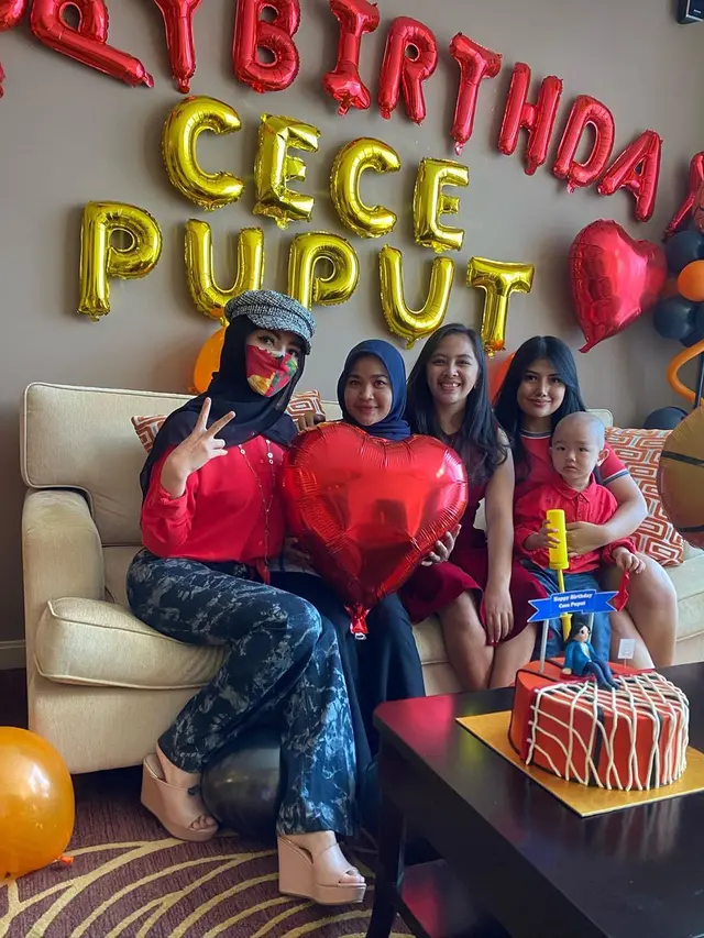 Sempat Tak Akur, Ini 6 Momen kebersamaan Bella Shofie dengan Anak Tirinya