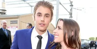 Ibunda Justin Bieber, Pattie Mallette miliki rasa cinta yang mendalam untuk kekasih anaknya, Selena Gomez. (CHRISTOPHER POLK / GETTY IMAGES NORTH AMERICA / AFP)