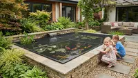Ide Kolam Ikan yang Aman untuk Rumah dengan Anak Kecil, Tetap Estetik dan Minim Risiko