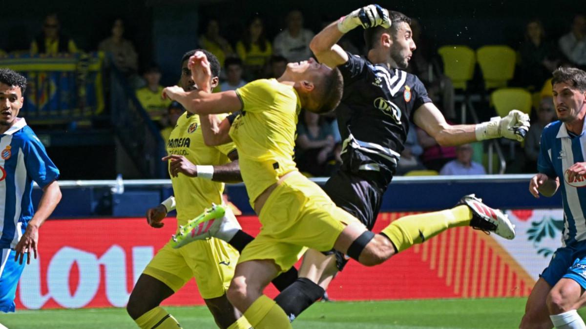 5 Kiper Termahal Sepanjang Sejarah Barcelona, Joan Garcia Masuk Daftar