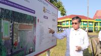 Menteri Ketenagakerjaan Yassierli meninjau gedung Calon Pekerja Migran (CPMI) yang akan dijadikan sebagai lokasi Sekolah Rakyat di BPVP Banyuwangi, Jawa Timur, Selasa (12/8/2025). (Dok Kemnaker)