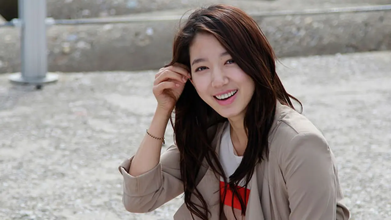 park-shin-hye-131218b.jpg