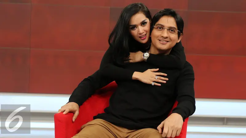 Syahrini KW Lucky Hakim