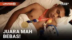 Pemain Timnas Tidur Pakai Medali Usai Juara