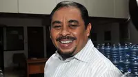 Luthfi Hasan Ishaaq dimintai keterangan oleh wartawan terkait putusan MA, Jakarta, Jumat (19/9/2014) (Liputan6.com/Johan Tallo)