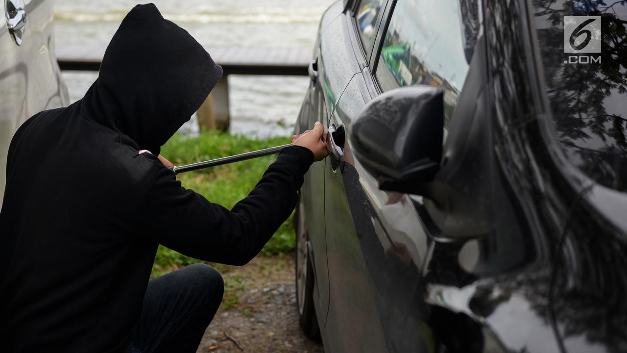 Pencurian Perampokan dan Pencongkelan Mobil
