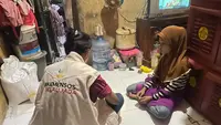 Cerita Haru di Balik Pengamen Viral Bawa Anak di Depok