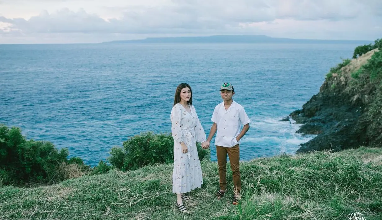 Begitu juga dengan makanan yang dikonsumsi anak laki-laki yang akrab disapa Onyo ini. Di awal kedatangannya, ia hanya bisa mengkonsumsi jenis makanan tertentu. (Instagram/sarwendah29)