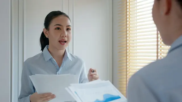 Latih Bicara agar Tidak Gugup dan Tetap Tenang