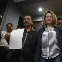 Nikita Mirzani di Polda Metro Jaya. (Bambang E. Ros/Bintang.com)