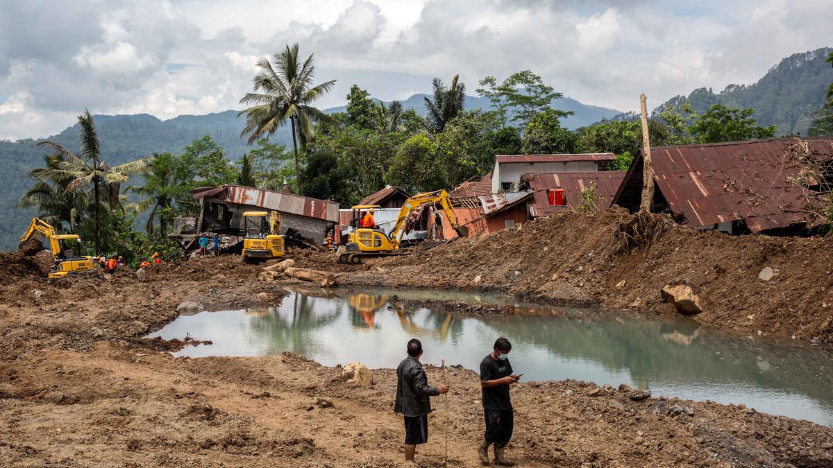 Longsor Banjarnegara, 18 Korban dalam Pencarian