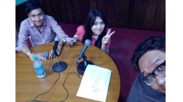 Jarang Terekspos, Ini 7 Momen Manis Isyana Sarasvati dan Calon Suami