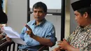 Roy Salam saat diskusi menuntut Komisi Pemilihan Umum (KPU) ungkap sedot data pemilu 2014 dan menolak kenaikan dana kehormatan KPU, Jakarta, Senin (13/4/2015). (Liputan6.com/Herman Zakharia)