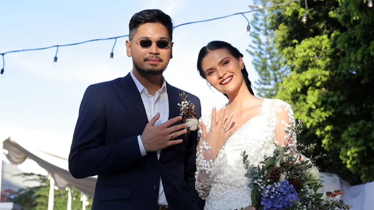 [Bintang] Petra Sihombing dan Firrina Sinatrya